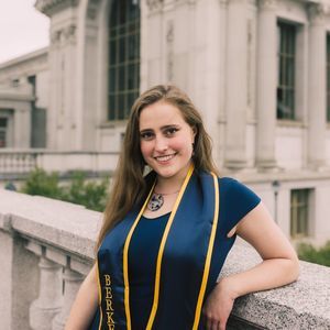 Meet your Posher, Alma